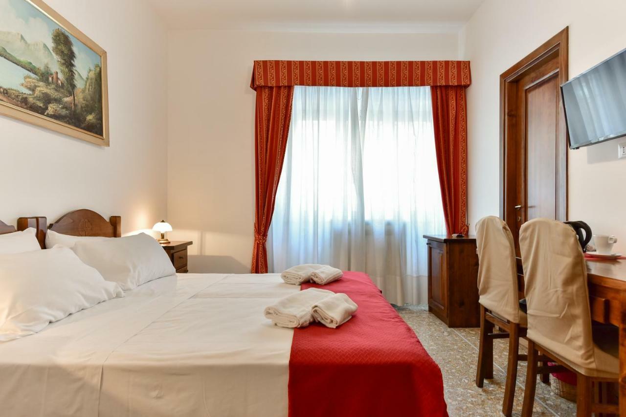 Domus Bella Roma Otel Dış mekan fotoğraf